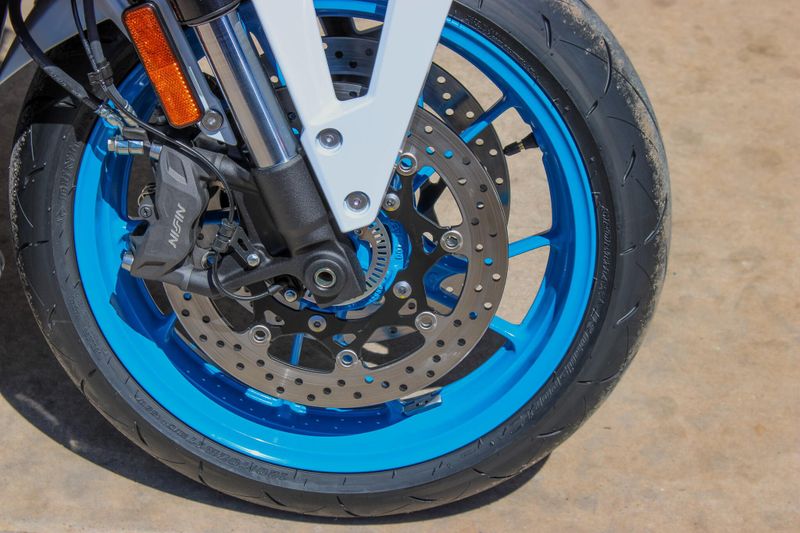 NEW 2026 SUZUKI GSX8R Image 12