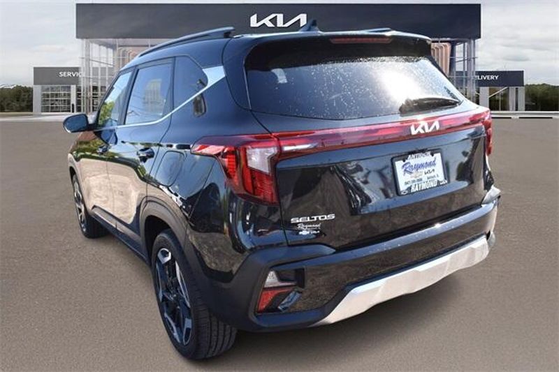 2024 Kia Seltos SXImage 7