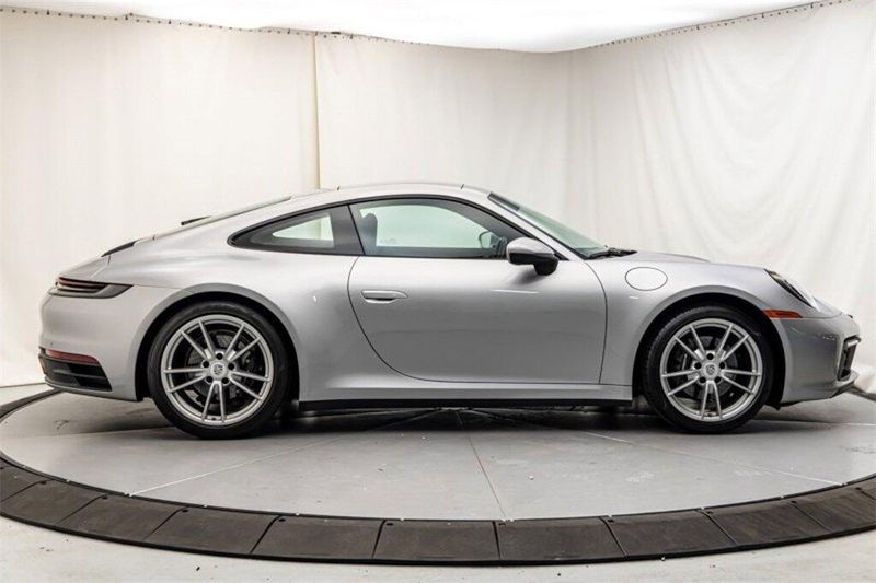 2021 Porsche 911 CarreraImage 6