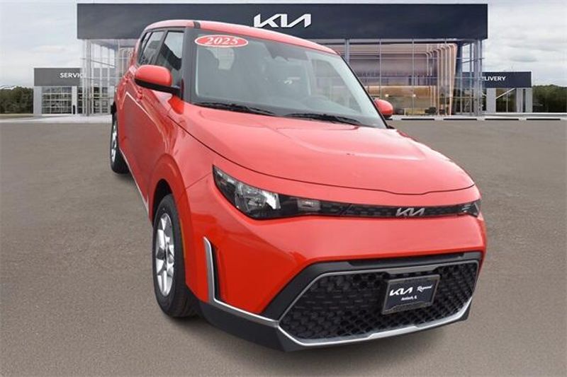 New 2025 Kia Soul SImage 9