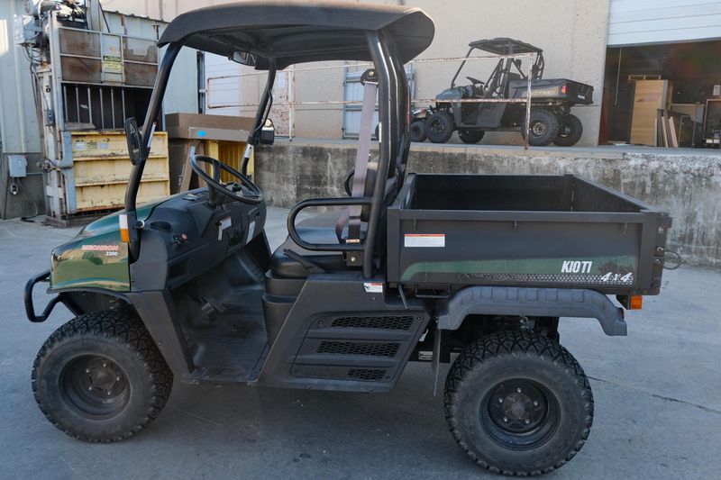 USED 2017 KIOTI MECHRON 2200 Image 6