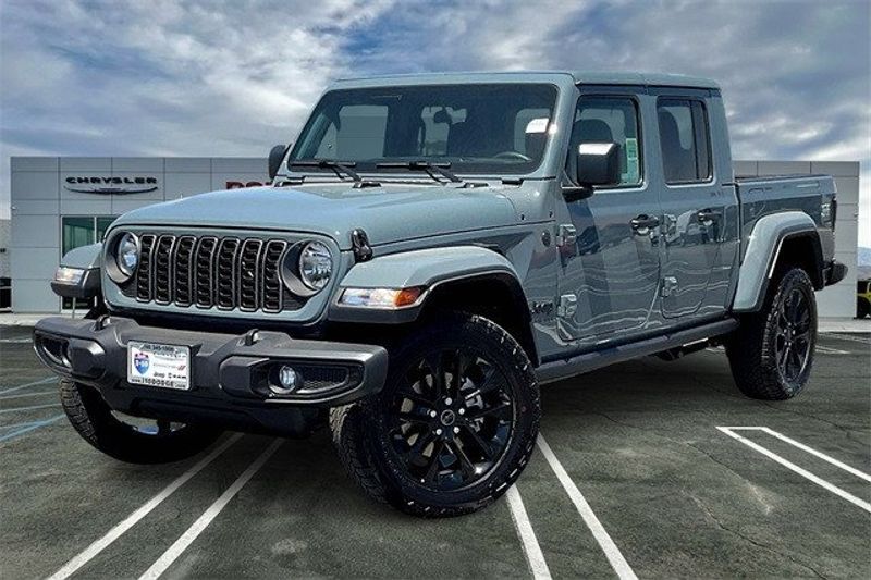 2024 Jeep Gladiator Nighthawk 4x4Image 1