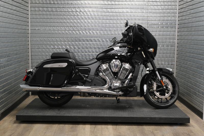 NEW 2025 INDIAN MOTORCYCLE CHIEFTAIN POWERPLUS Image 2