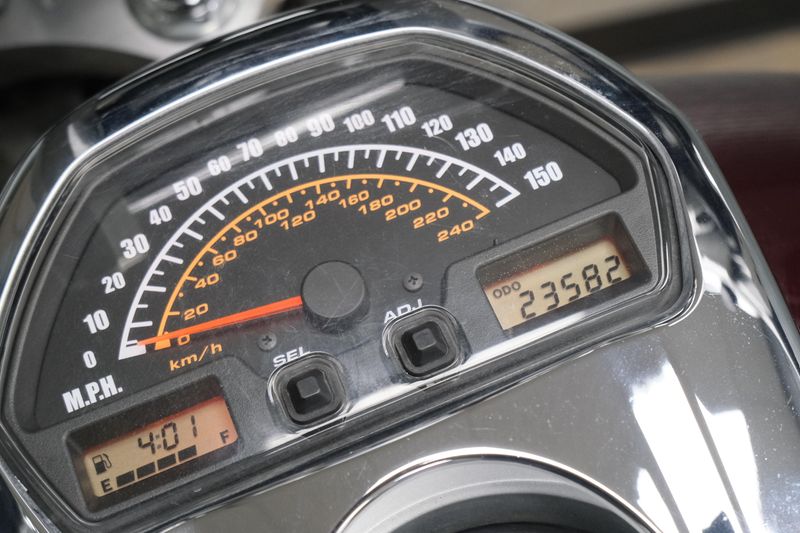 USED 2009 SUZUKI BOULEVARD M109R Image 21