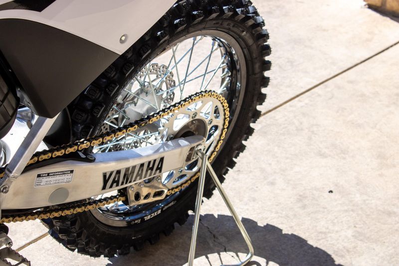 NEW 2026 YAMAHA YZ250 70TH ANNIVERSARY EDITION Image 18