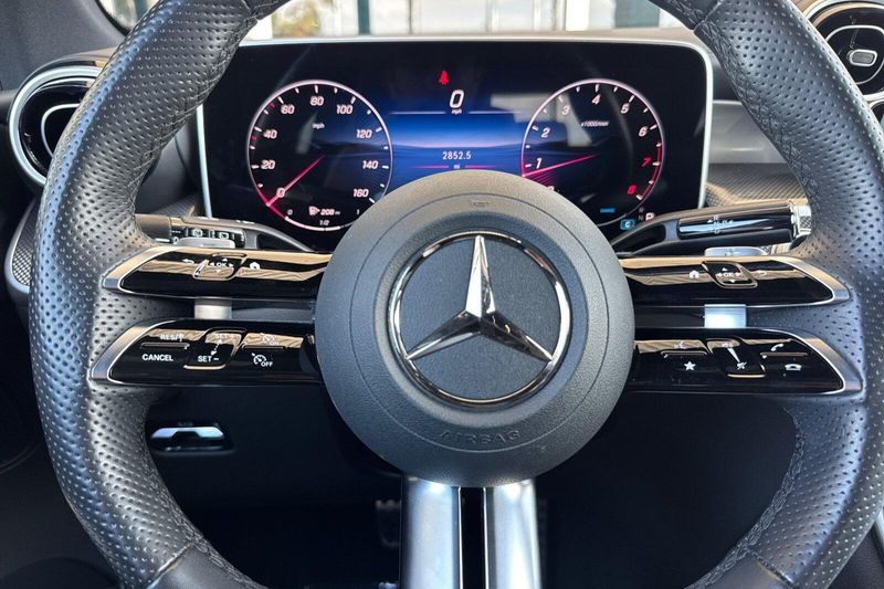 Used 2026 Mercedes-Benz GLC 300Image 26
