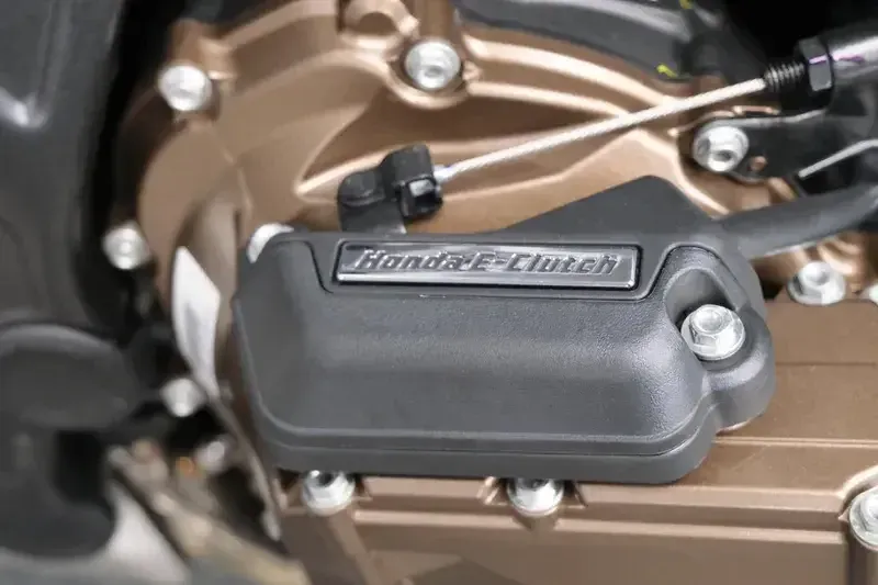 NEW 2026 HONDA CB650R ECLUTCH Image 12