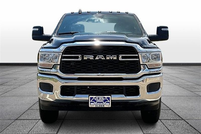 2024 RAM 2500 Tradesman Crew Cab 4x4 6