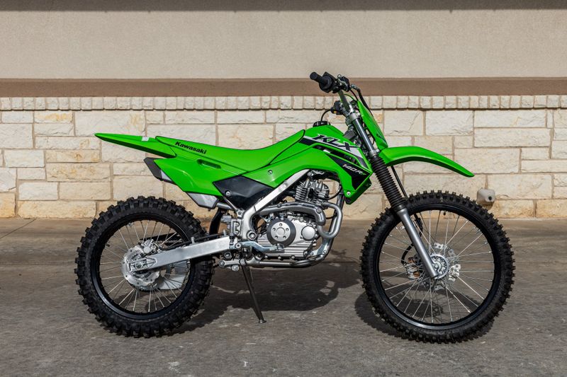 2025 Kawasaki KLX 140R L LIME GREEN Image 2