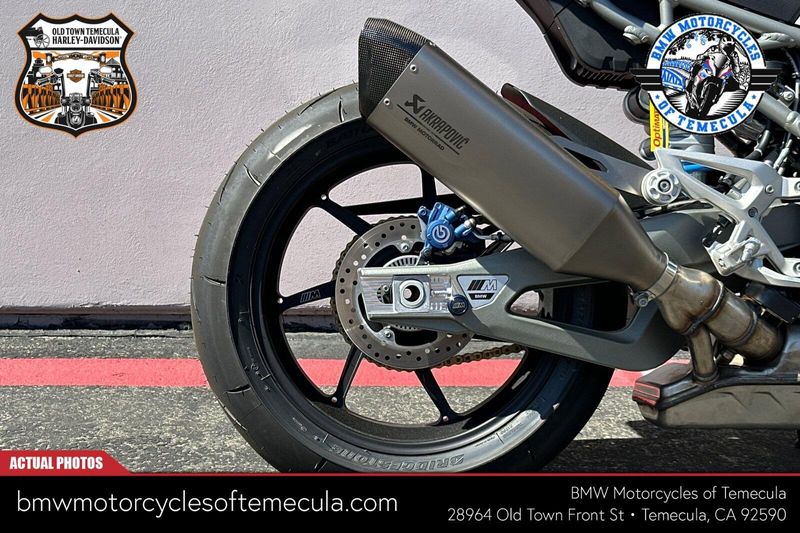 2025 BMW M 1000 RImage 2