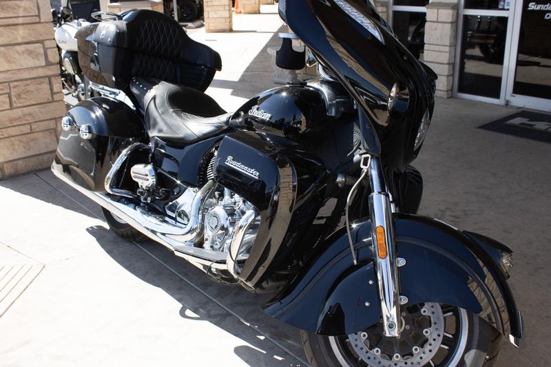 USED 2017 INDIAN MOTORCYCLE ROADMASTER BASE Image 4