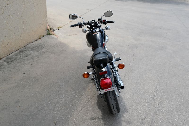 2025 Yamaha V STAR 250 RAVEN Image 6