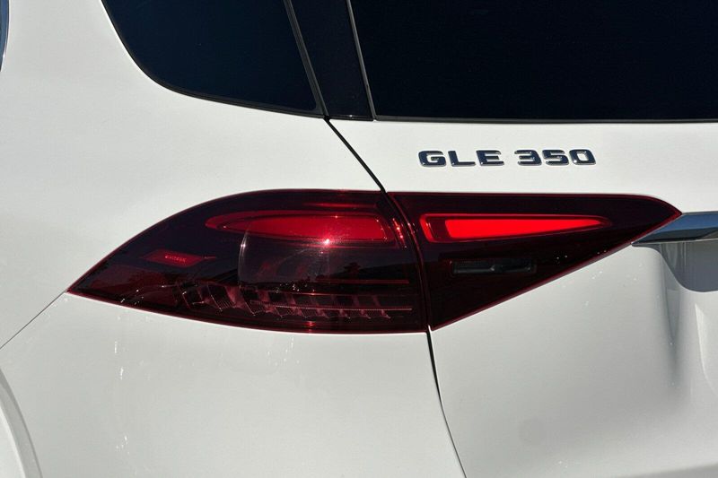 Used 2024 Mercedes-Benz GLE 350Image 34