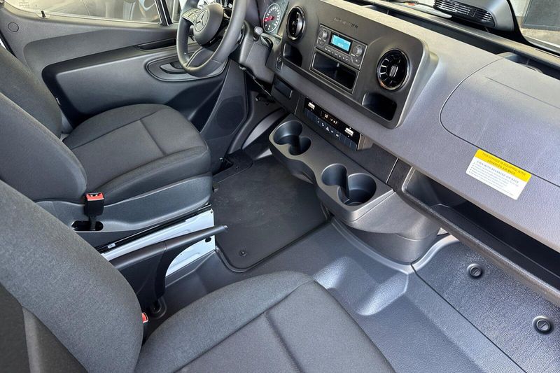 New 2026 Mercedes-Benz Sprinter 2500 Image 12