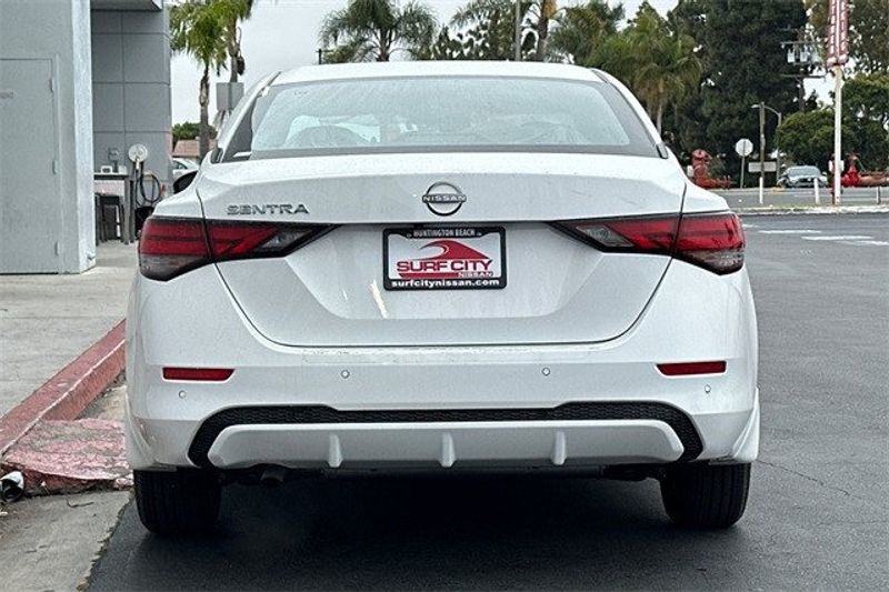 2024 Nissan Sentra SImage 4