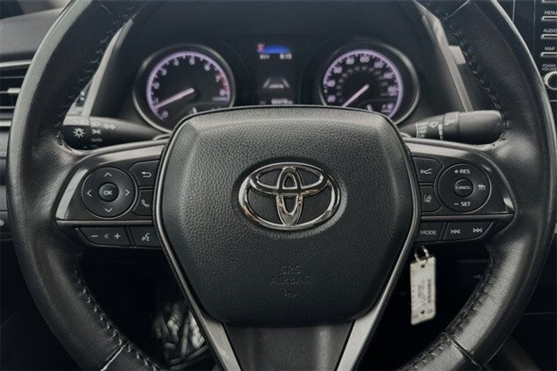 2022 Toyota Camry Image 18
