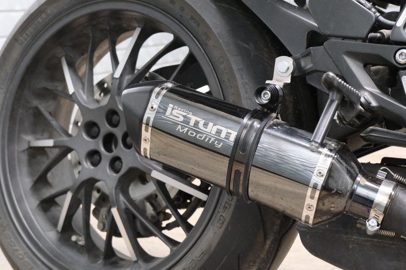 USED 2023 HONDA CB1000R Image 16