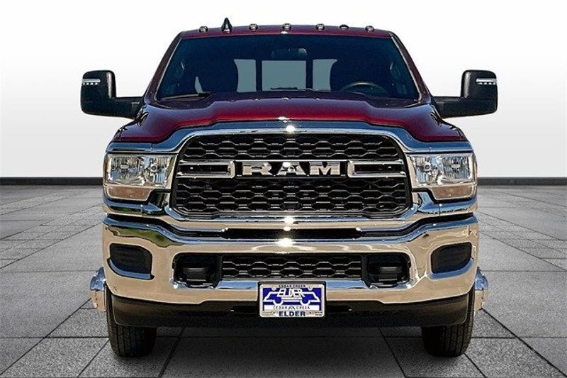 2024 RAM 3500 Tradesman Crew Cab 4x4 8