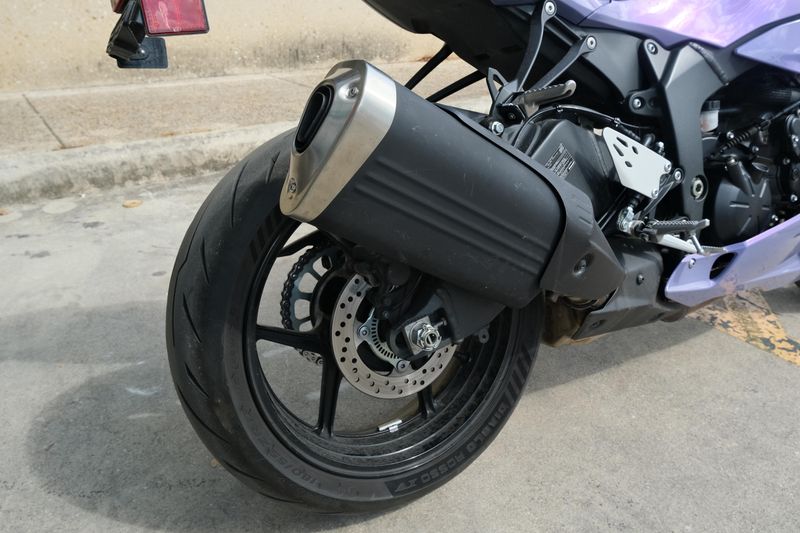 USED 2024 KAWASAKI NINJA ZX6R Image 20