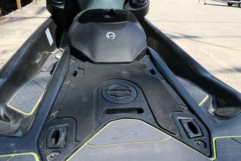 USED 2023 SEADOO PWC RXP CARBON 300 AUD BE IBR 23 Image 12