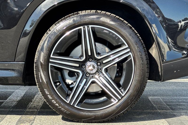 Used 2025 Mercedes-Benz GLE 450Image 34