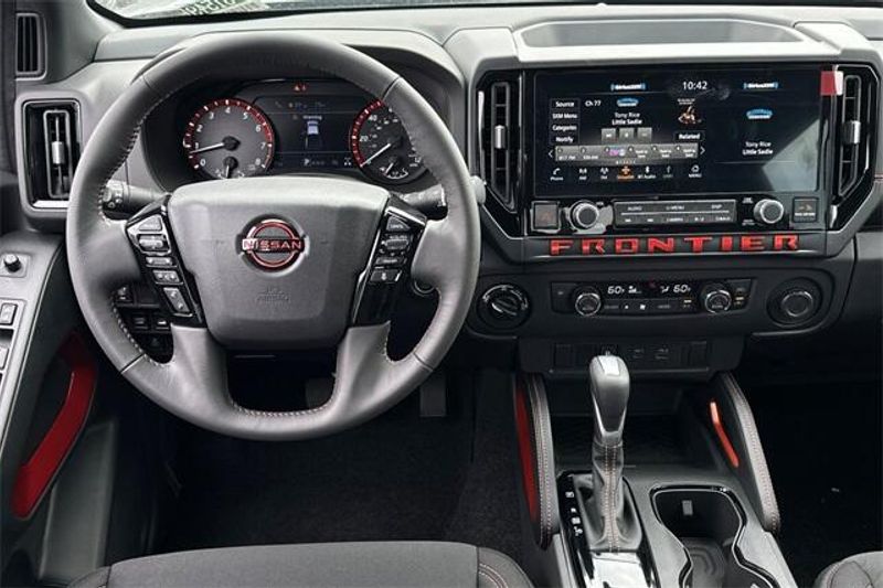 New 2025 Nissan Frontier PRO-4XImage 11