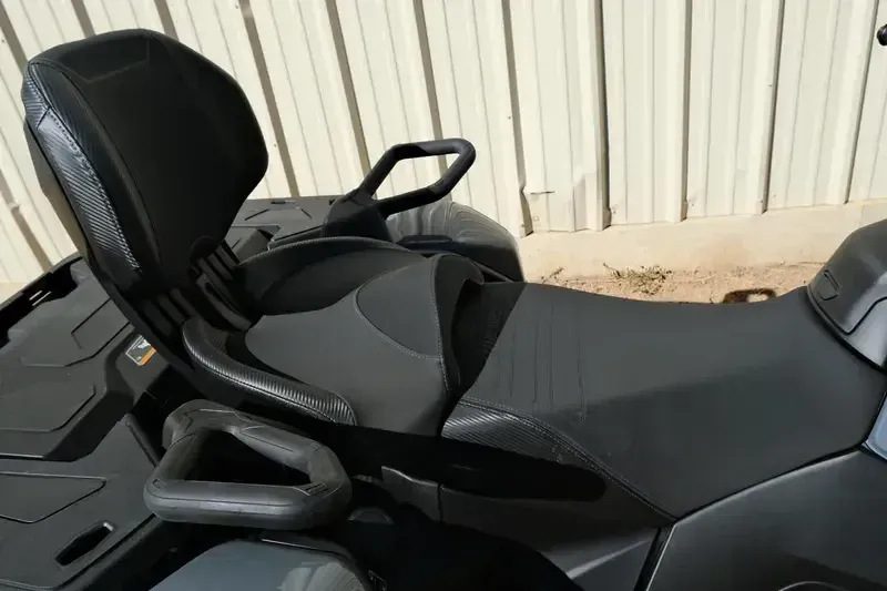 NEW 2026 CAN-AM OUTLANDER MAX DPS 1000R Image 9