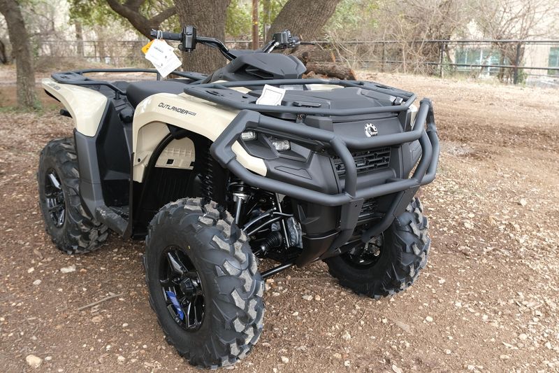 2025 Can-Am OUTLANDER PRO HD7 DESERT TANImage 14