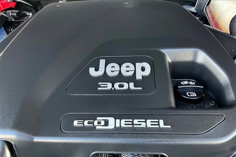 Used 2021 Jeep Gladiator WillysImage 32