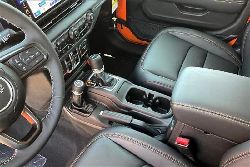 2025 Jeep Gladiator High Tide 4x4Image 7
