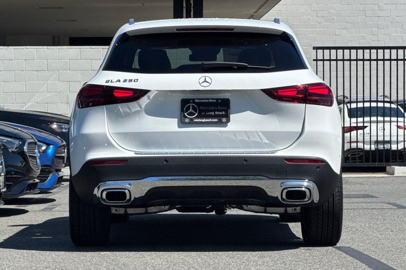 New 2026 Mercedes-Benz GLA-Class GLAGLA 250Image 5