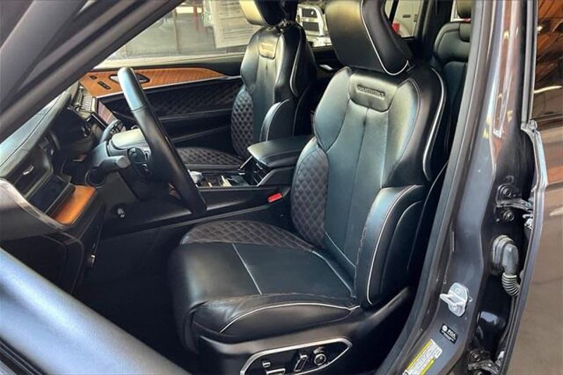 2022 Jeep Grand Cherokee 4xe Summit Reserve 4xeImage 24