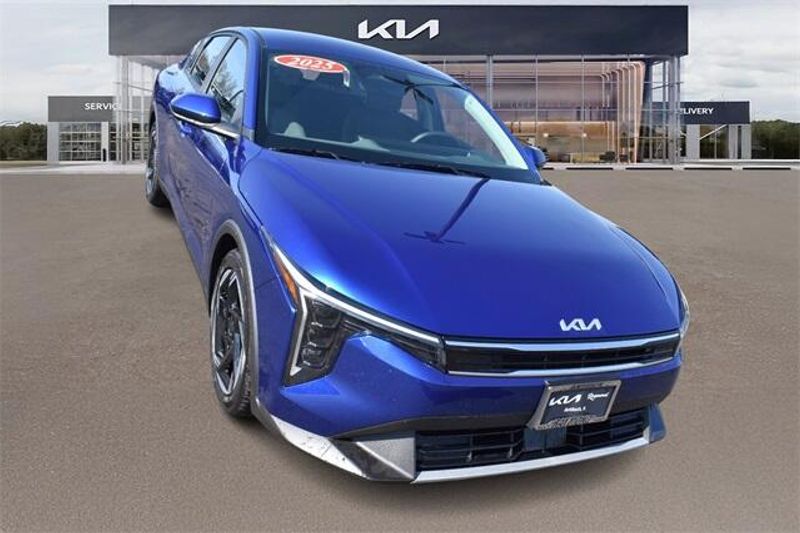 2025 Kia K4 EXImage 9