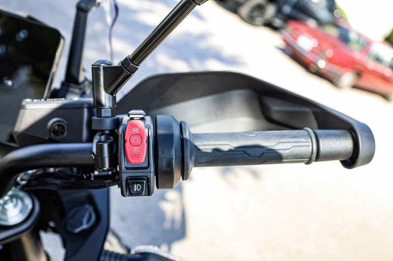 New 2025 CFMOTO IBEX 800E  GEM BLACK Image 21