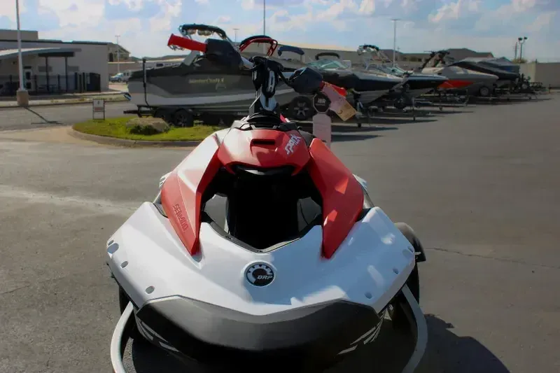 NEW 2026 SEADOO SPARK TRIXX FOR 3 90HP WITH SOUND SYSTEM Image 5