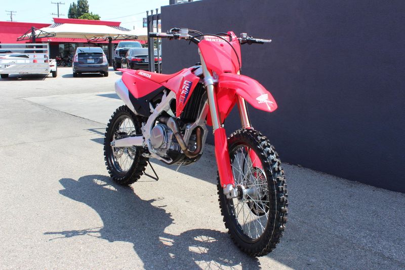 New 2025 Honda CRF450R Image 4