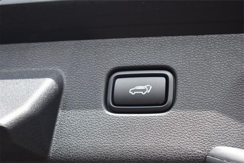 2025 Kia Sportage EXImage 18