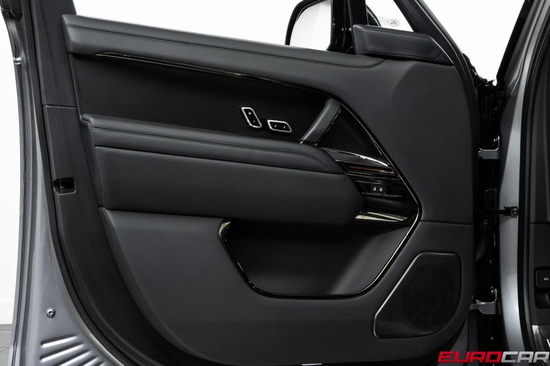 Used 2024 Land Rover Range Rover SV *EXECUTIVE CLASS REAR SEATS*Image 22