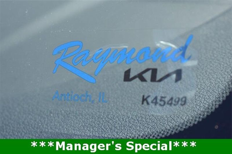 2024 Kia Sportage LXImage 31