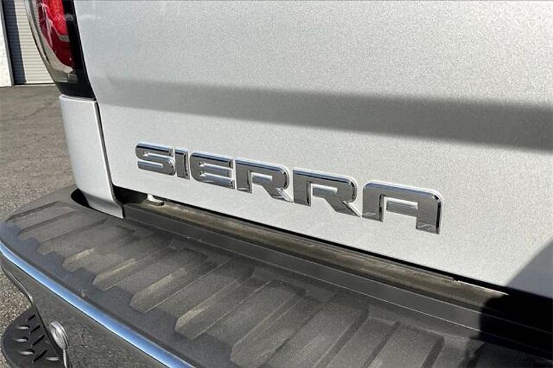 2018 GMC Sierra 1500 SLTImage 31