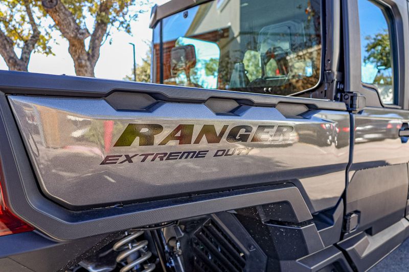 2025 Polaris RANGER CREW XD 1500 NORTHSTAR EDITION ULTIMATE TITANIUM METALLIC GLOSSImage 43