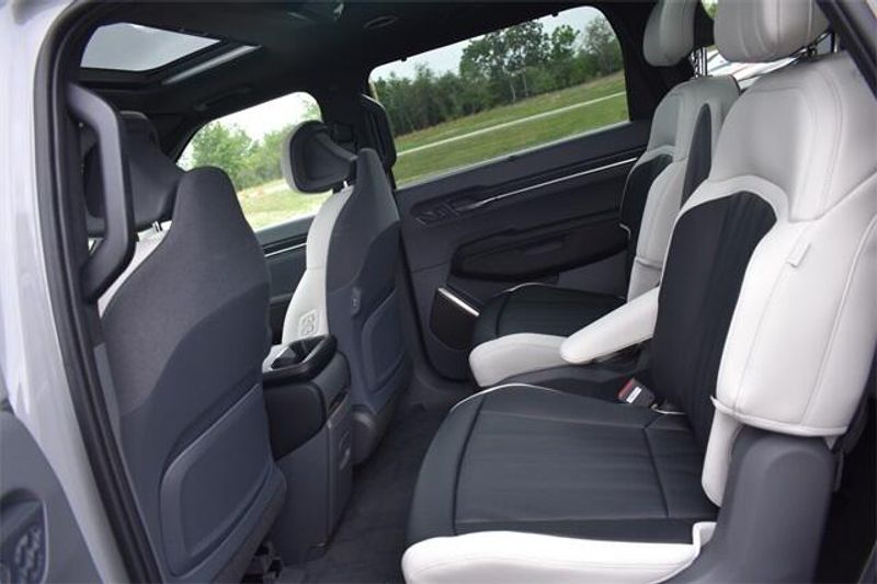 New 2026 Kia EV9 GT-LineImage 22