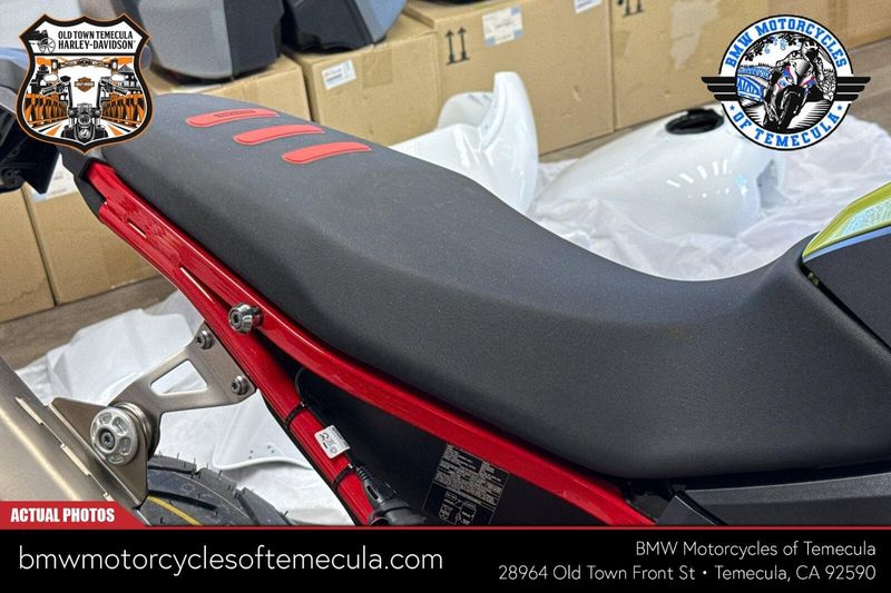 2025 BMW F 900 GSImage 10