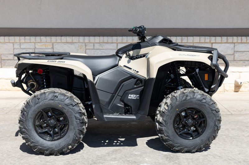 2025 Can-Am OUTLANDER PRO HD5 DESERT TANImage 2