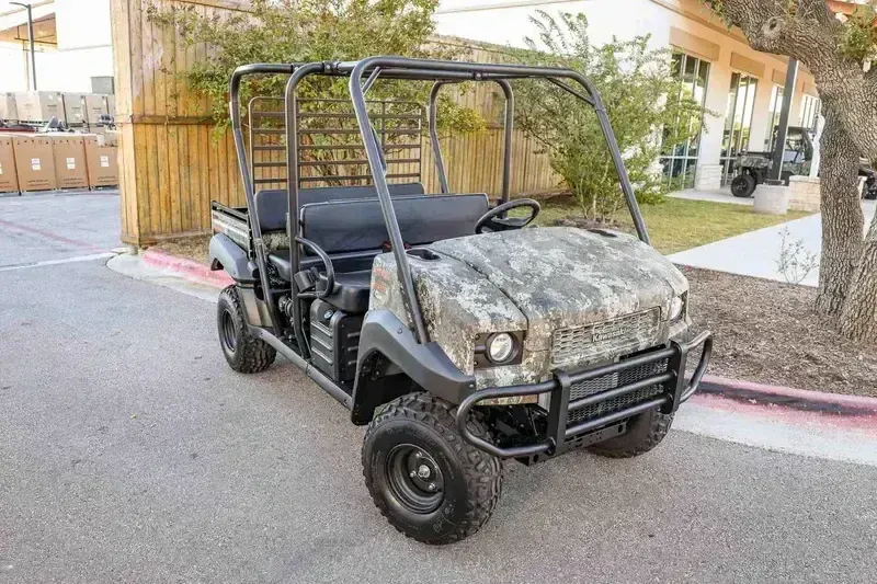 NEW 2026 KAWASAKI MULE TRANS 4010 4X4 CAMO Image 4