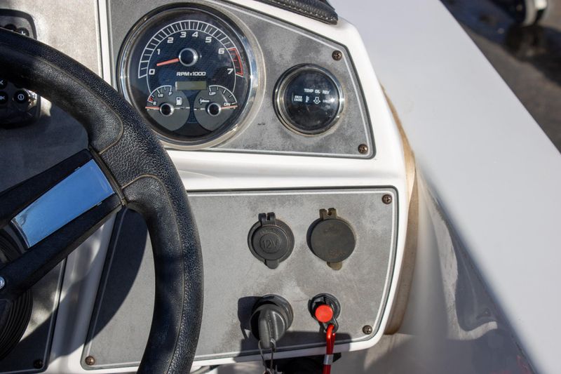 USED 2022 HURRICANE SS 192 COASTAL EDITION Image 19