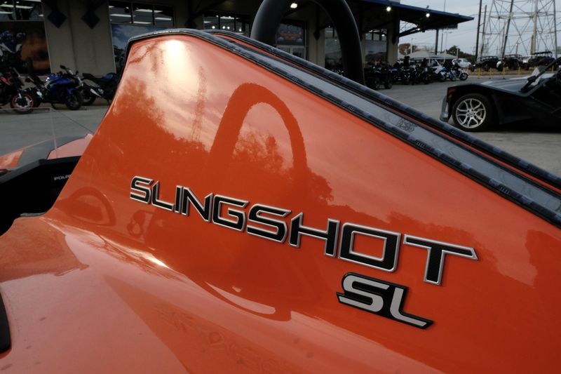 2024 Polaris SLINGSHOT SL AUTODRIVE VOLT ORANGEImage 9