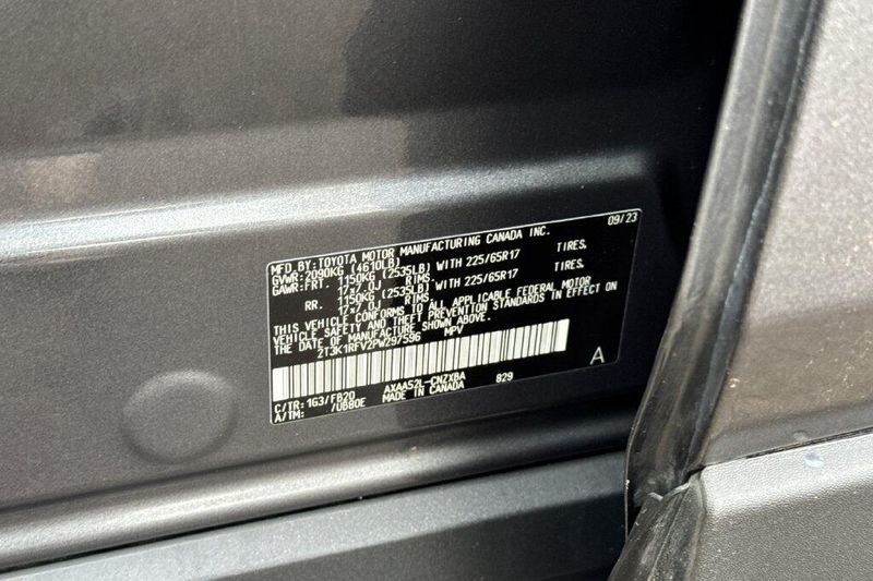 Used 2023 Toyota RAV4 LEImage 25