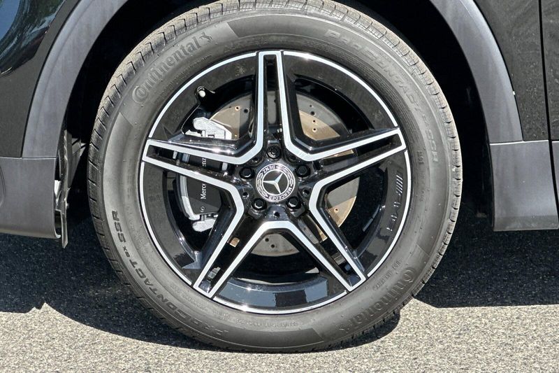Used 2024 Mercedes-Benz GLB 250Image 33