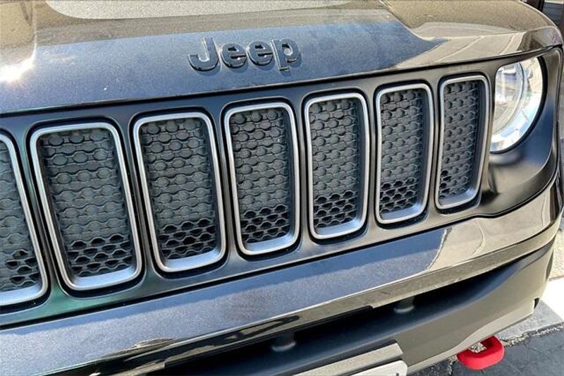 2023 Jeep Renegade TrailhawkImage 30
